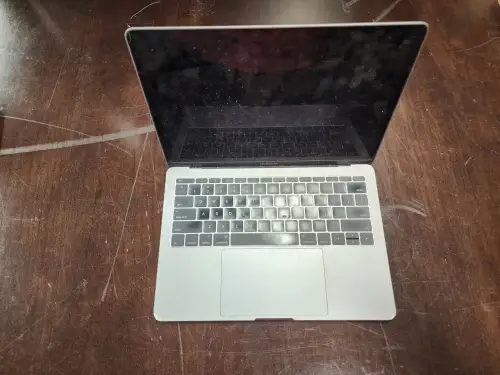 (4) Apple MacBooks 