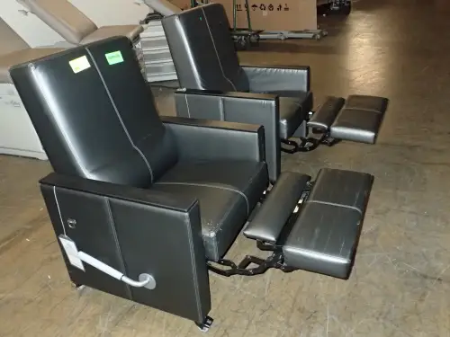 (2) Rolling Recliners