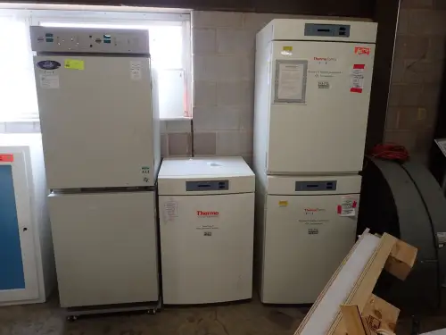 Assorted Incubators (Warehouse)