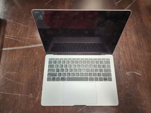 (4) Apple MacBooks