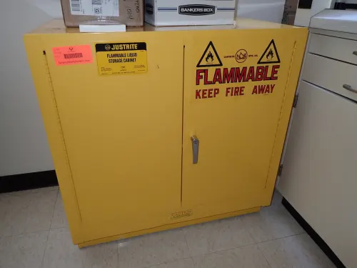 JUSTRITE Flammable Liquid Storage Cabinet (6th Floor West)