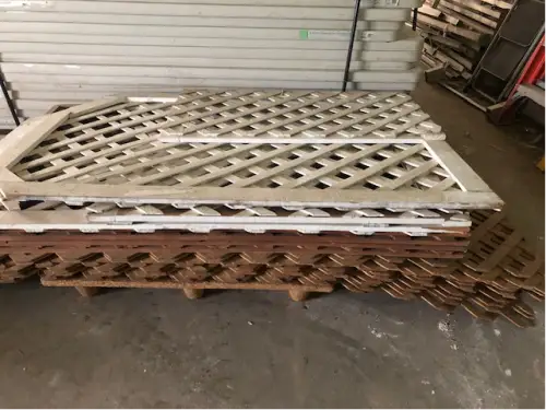 (14) Pieces of Assorted Sized WoodLlattice