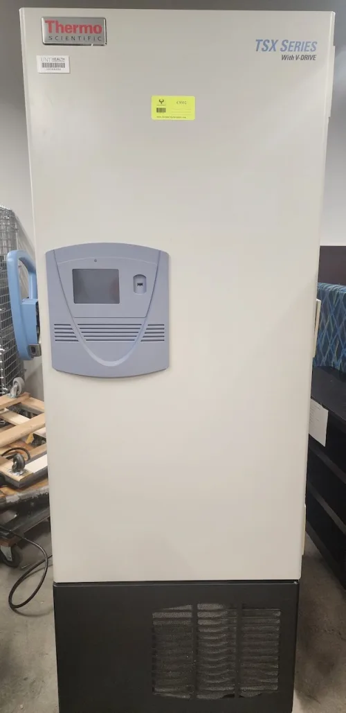 (1) Thermo Fisher Ultra Low Freezer