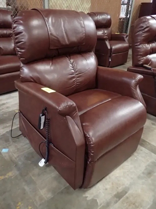 (1) Upholstered Recliner
