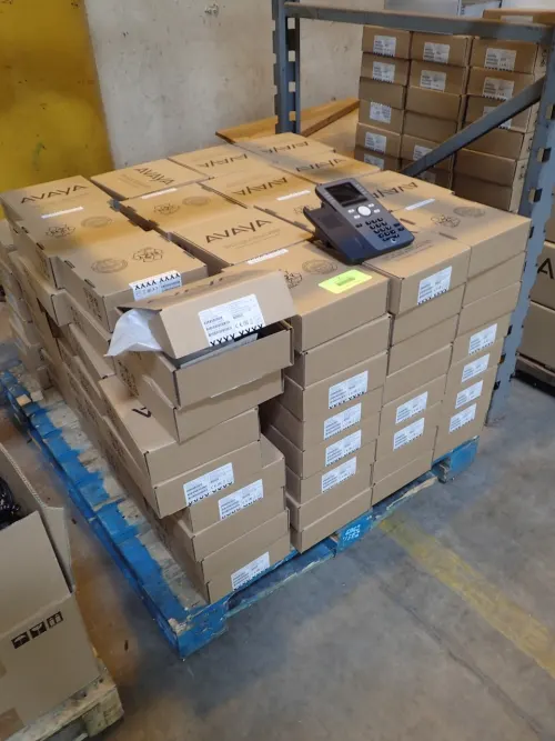 (4) Pallets Assorted Telephones