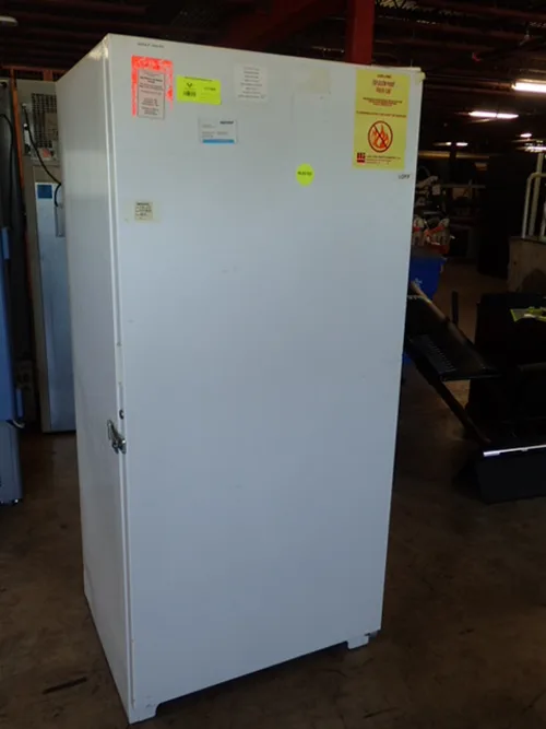 (1) Lab-Line Explosion Proof Frigid-Cab Lab Freezer