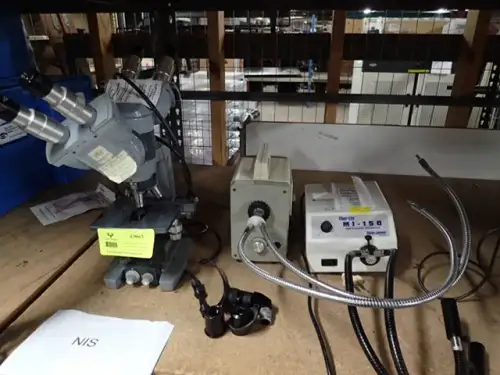 (1) American Optical Microscope w/ (4) Objectives and (2) Assorted Light Sources (Warehouse)