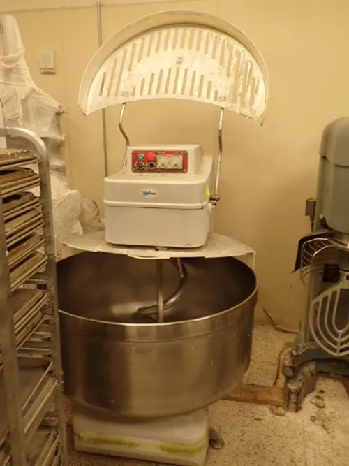 (1) Univex SSL280-03 Large Floor Model Mixer