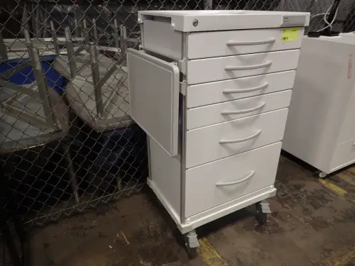 (1) Innerspace Crash Cart