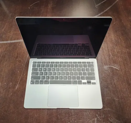 (4) Apple MacBooks