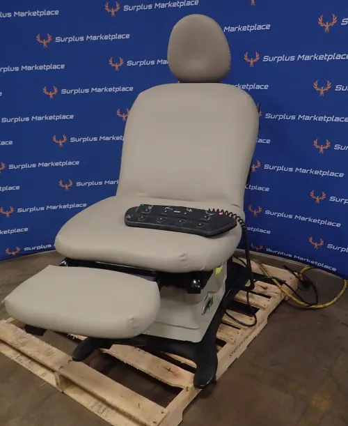 (1) Midmark 630 Powered Exam Chair