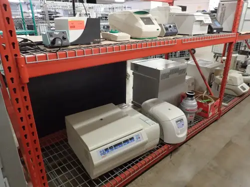 Assorted Lab Equipment