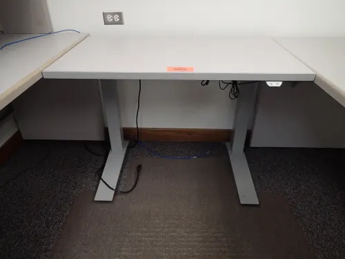 Adjustable Height Standing Desk (1st Floor West)