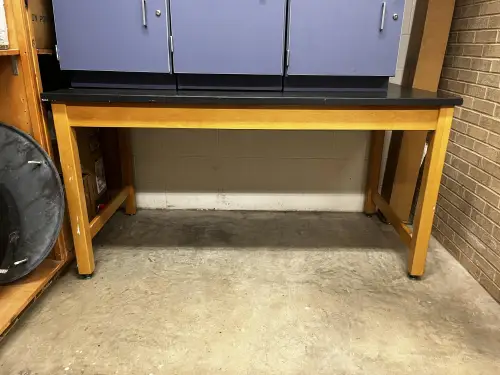 (1) Machine Bench