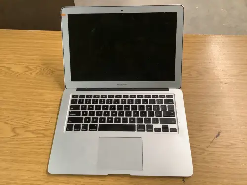 Apple MacBook Air, 13-inch
