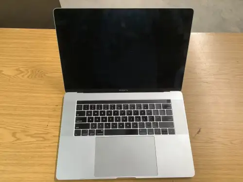 Apple MacBook Pro, 15-inch