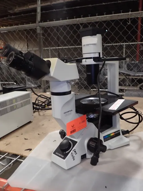 (1) Olympus CKX41 Microscope With (2) Objectives