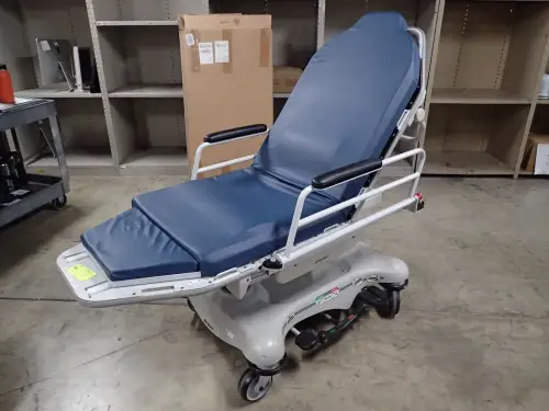 (1) Stryker 1050 Stretcher Chair