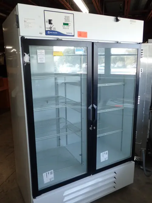 (1) Fisher Scientific Isotemp Glass Door Refrigerator