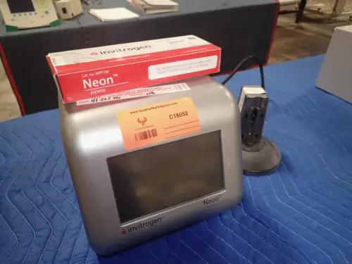 (1) Invitrogen Neon Transfection System