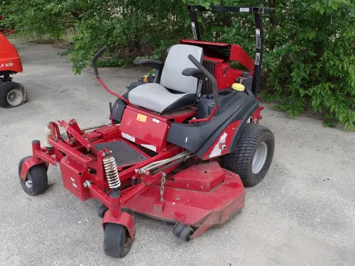(1) Ferris IS 2500Z Zero Turn Radius Mower