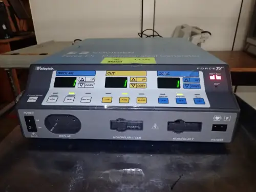 (1) Covidien Valleylab Force FX Electrosurgical Generator