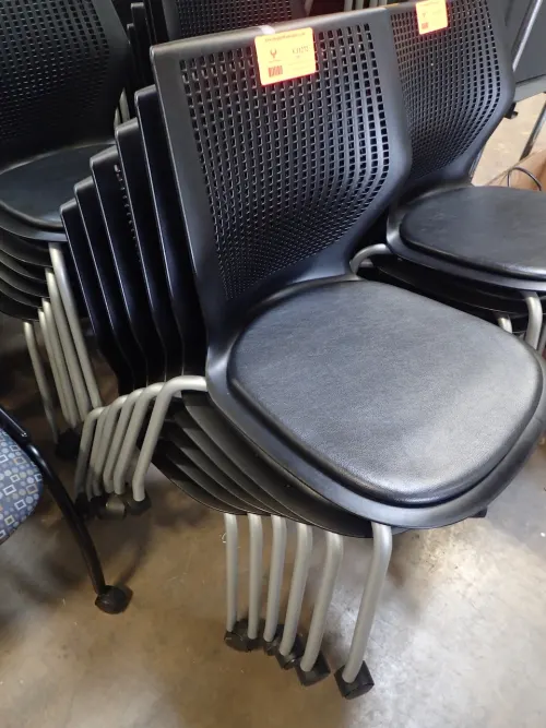 (30) Rolling Chairs