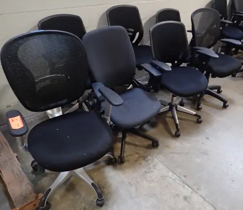 (7) Chairs on casters