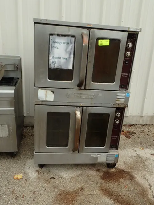 (1) Southbend Silverstar Gas Double Oven