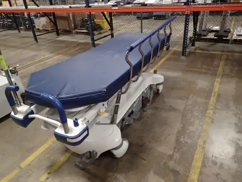 (1) Stryker 1105 5th Wheel Stretcher