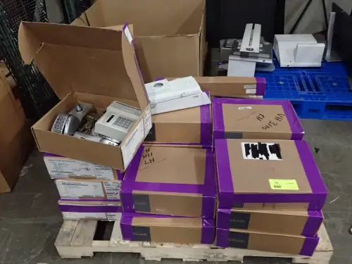 (1) Pallet Schlage Security Door Entry Hardware And Components