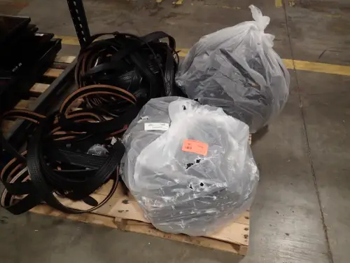 (1) Pallet Assorted Belts