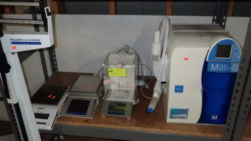 Scale/ Balance Lot (Warehouse)