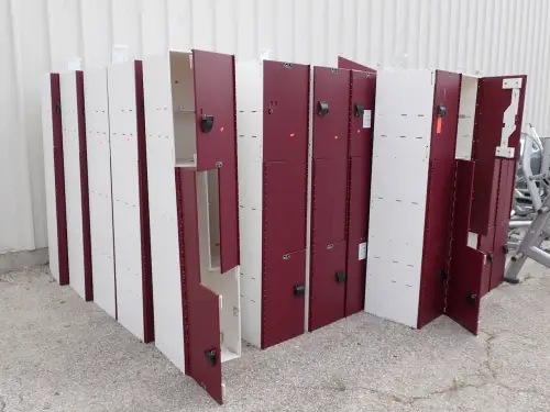 (70) List Industries Superior Lockers