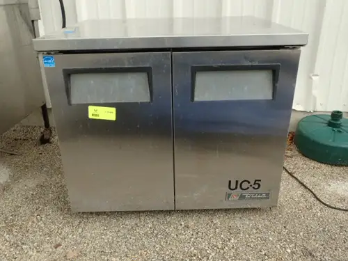 (1) True TUC 36 LP 2-Door Under Counter Refrigerator