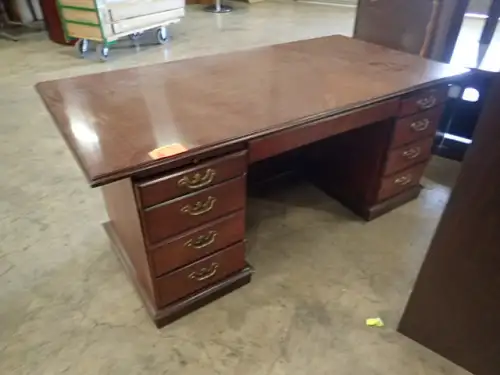 Assorted Furniture