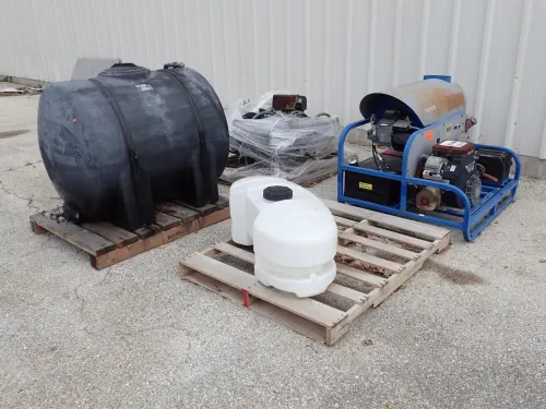 Assorted Pressure Washer