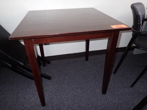 (5) Assorted Tables (9th Floor East) 