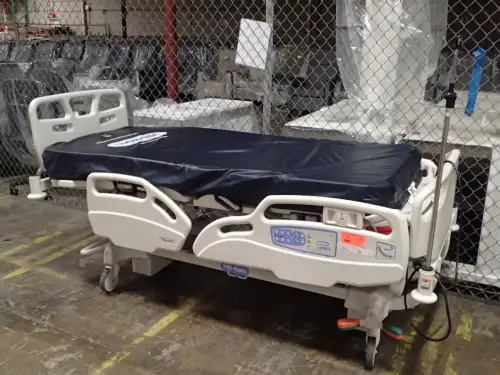 (1) Hill-Rom CareAssist ES Hospital Bed