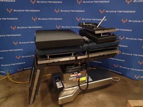(1) AMSCO 3085 SP Surgical Table