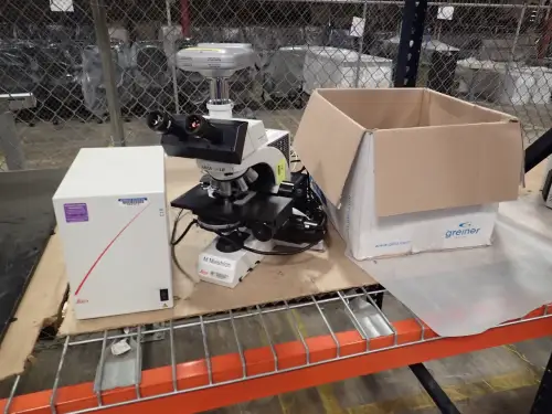 (1) Leica DMLB Microscope With (6) Objectives 