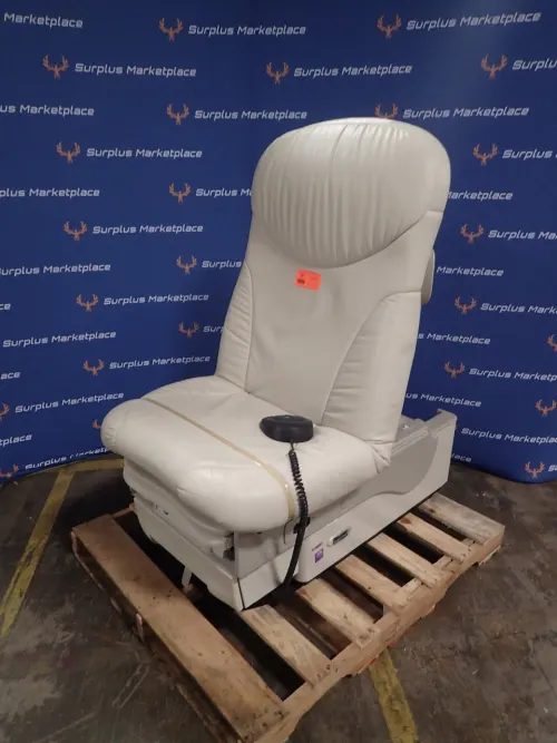 (1) Midmark 623-008 Powered Exam Table