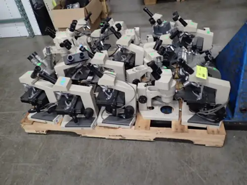 (26) Assorted Microscopes With (28) Assorted Objectives