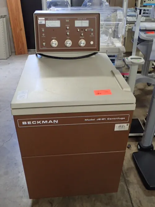 (1) Beckman J2-1 Centrifuge