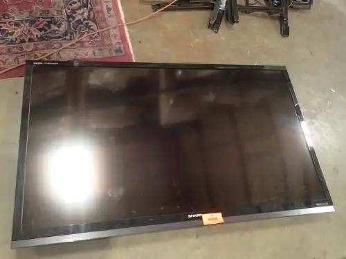 (1) Sharp LC70LE732U 70" TV