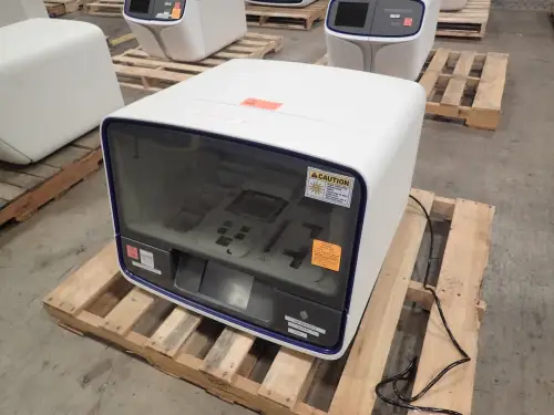 (1) Ion Torrent Ion Schef Instrument 4247