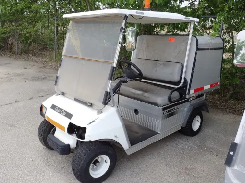 (1) Club Car Carryall Electric Golf Cart