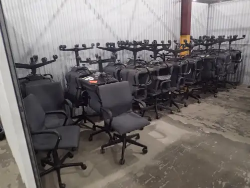 (34) Chairs on Casters 