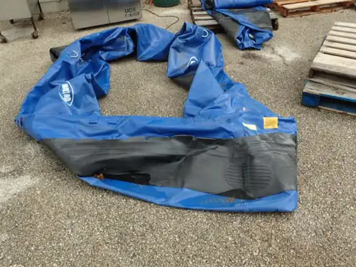 (2) Outlaw Large Float Rings