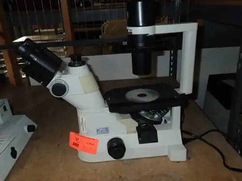 (1) Nikon Eclipse TS100 Microscope With (4) Objectives 